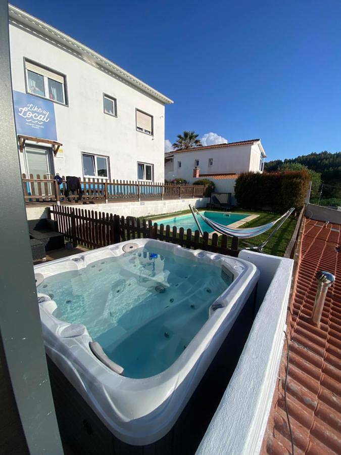 Maison d’hôte pour 10 personnes, avec jacuzzi ainsi que jardin et piscine à Ericeira - 2