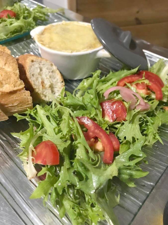 Location de vacances pour 4 personnes, avec vue et jardin à Sainte-Suzanne - 4