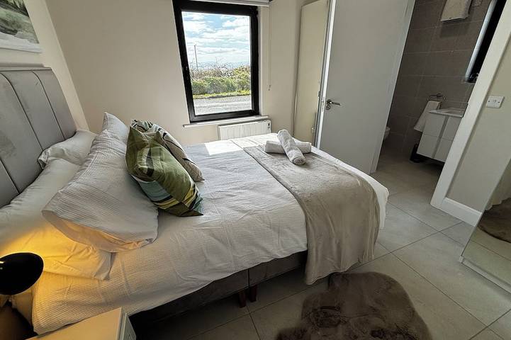 Cannon's Barn | Brand New Renovation | Stylish & New | Ocean Views in Donegal, County Donegal