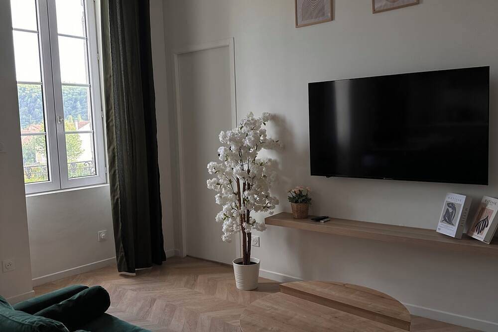 Entire apartment, Design & Comfort apartment ! Sleeps 4 in Périgueux, Périgord Blanc