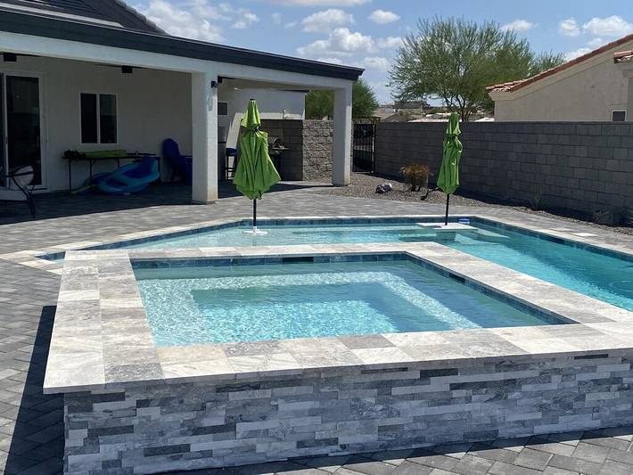 Vacation rental for 7 people, with hot tub and terrace in Lake Havasu City