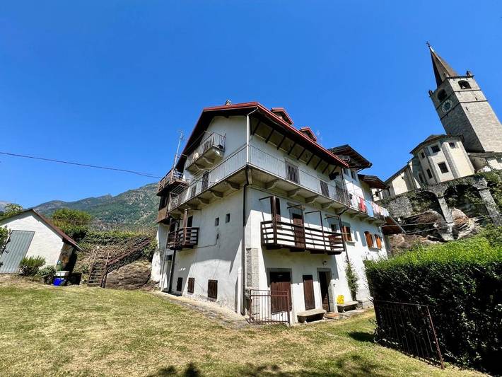 Gîte pour 5 personnes, avec Balcon et Terrasse ainsi que Jardin et Vue dans Alpe Devero
