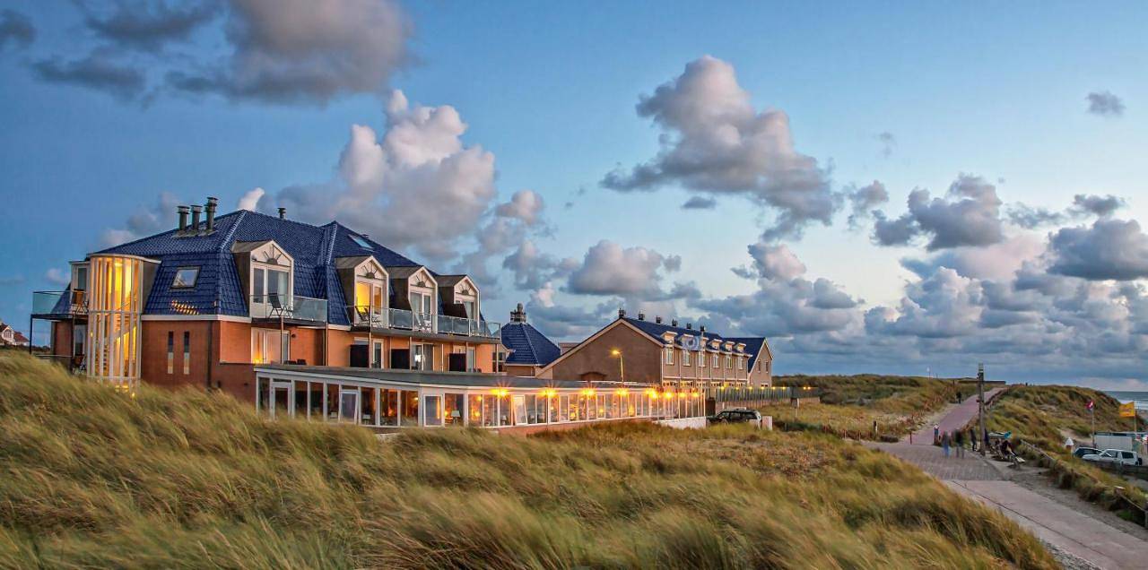 Strandhotel Noordzee in De Koog, Nederlandse waddeneilanden