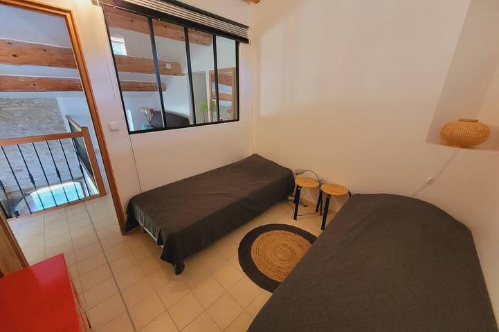 Location de vacances pour 6 personnes, avec terrasse et jardin, animaux acceptés à Revest-des-Brousses - 3