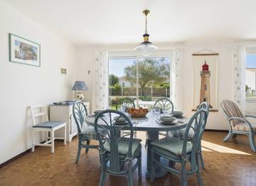 Maison De Vacances pour 8 Personnes dans Barbâtre, Noirmoutier, Photo 1