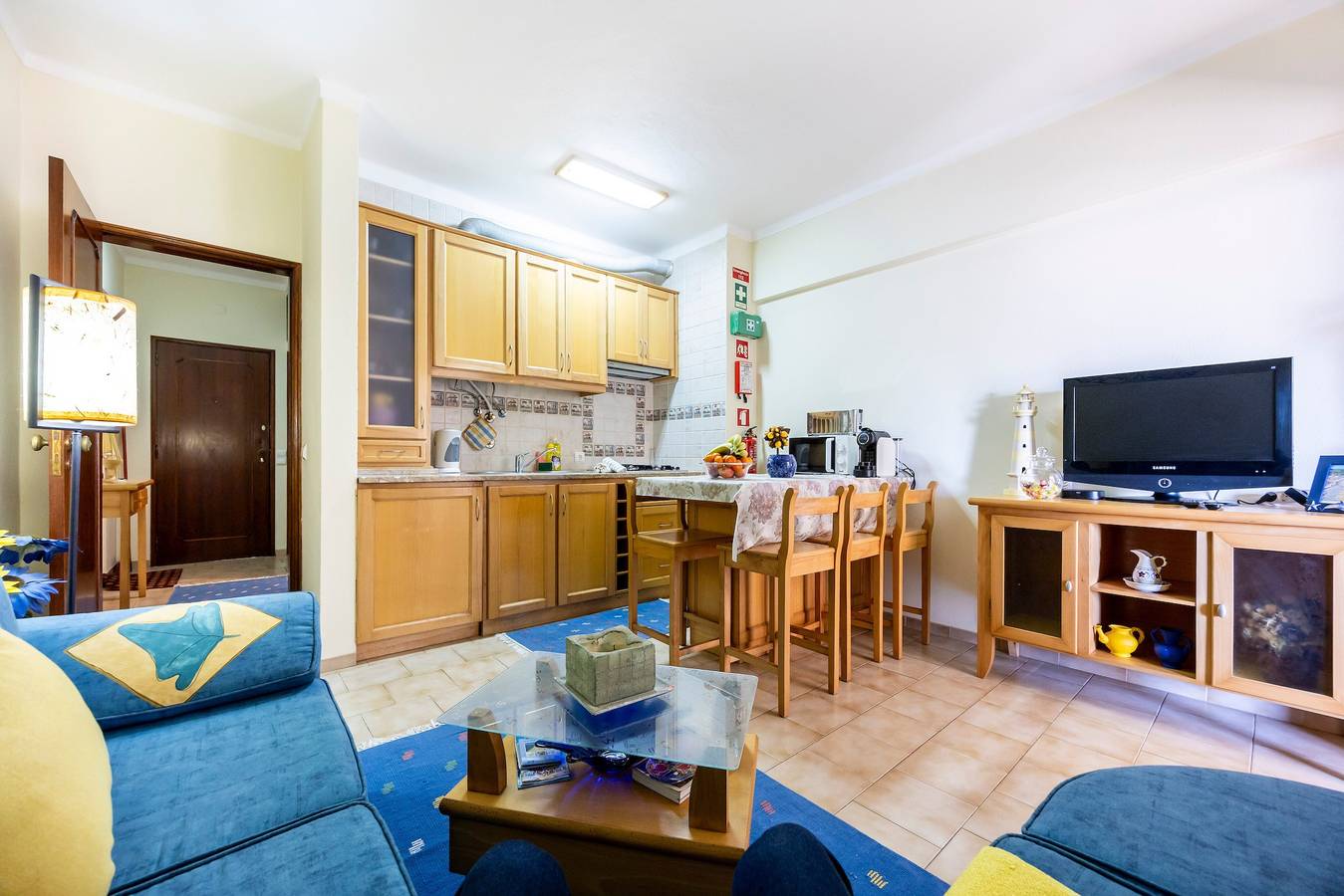 Apartamento entero, Apartamento 'Sunny Quarteira Escape - Algarve' con Jardín Compartido, Balcón y Wi-Fi in Quarteira, Distrito de Faro