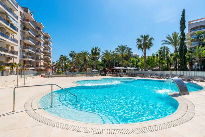 Apartahotel para 4 personas, con Jardín en Costa Dorada