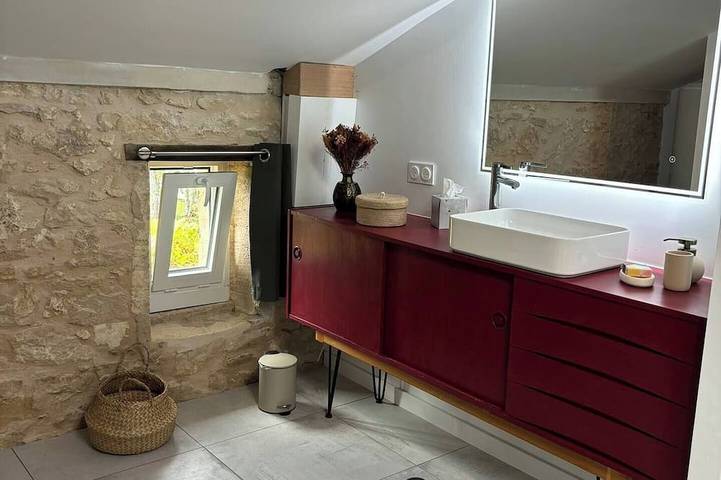 Gîte pour 2 personnes, avec piscine ainsi que jacuzzi et jardin à Saint-Christoly-Médoc - 3