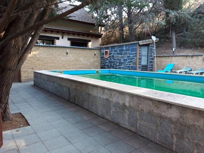 Casa rural para 16 personas, con vistas además de jardín y piscina en El Tiemblo - 3