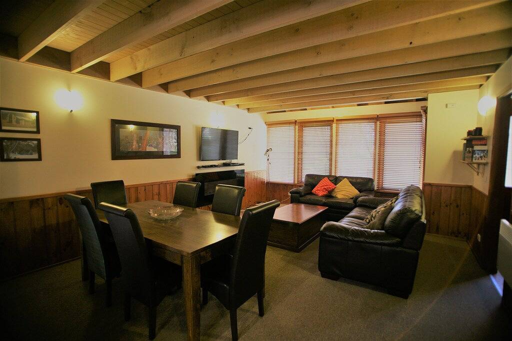 Hotham Mountain Escape – Sun Run (Chalet #3). in Mount Hotham, Hotham Heights