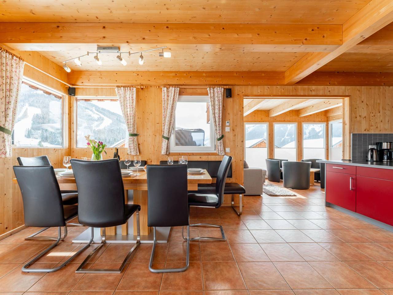 Alpenchalet an der Piste mit Sauna und Hot Tub in Rottenmanner und Wölzer Tauern, Hohentauern
