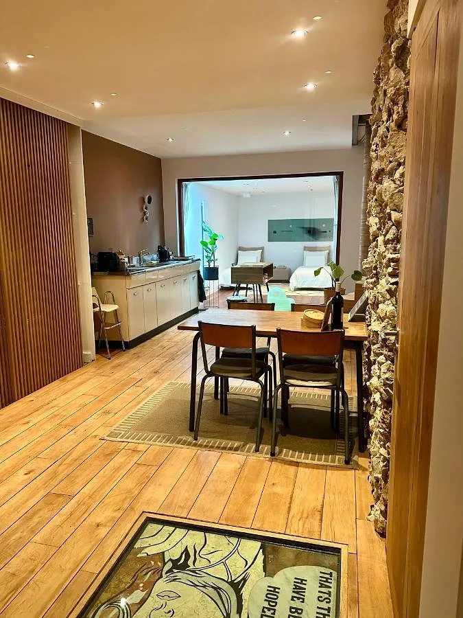 Geheel appartement, Two-Bedroom Apartment in Nijmegen, Betuwe