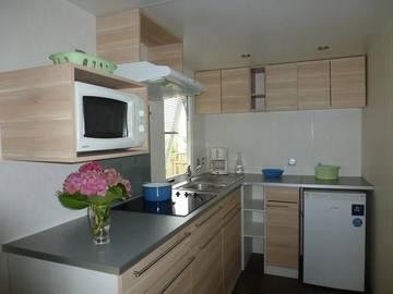 Camping pour 4 Personnes dans Sainte-Catherine-de-Fierbois, Région de Chinon, Photo 4