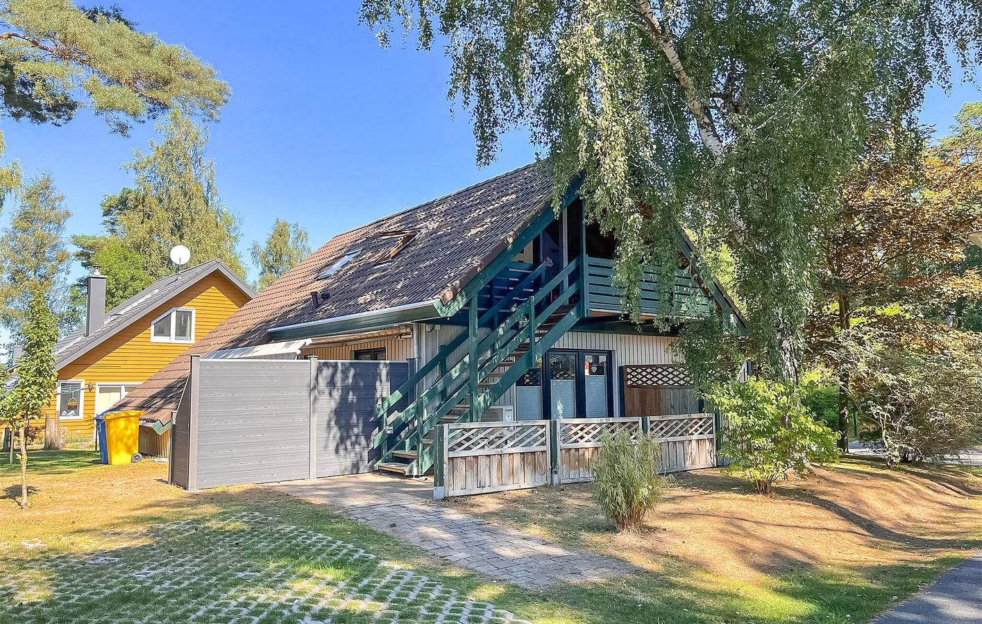 Ganze Ferienwohnung, Modernes Appartement mit Terrasse und Soundsystem, in Küstennähe in Bodstedt, Fuhlendorf