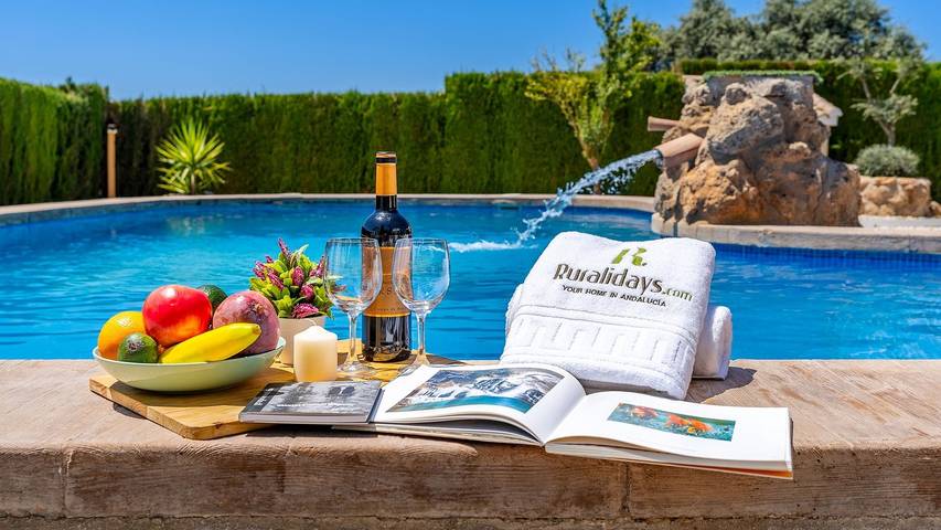 Chalet para 10 personas, con piscina en Loja - 3