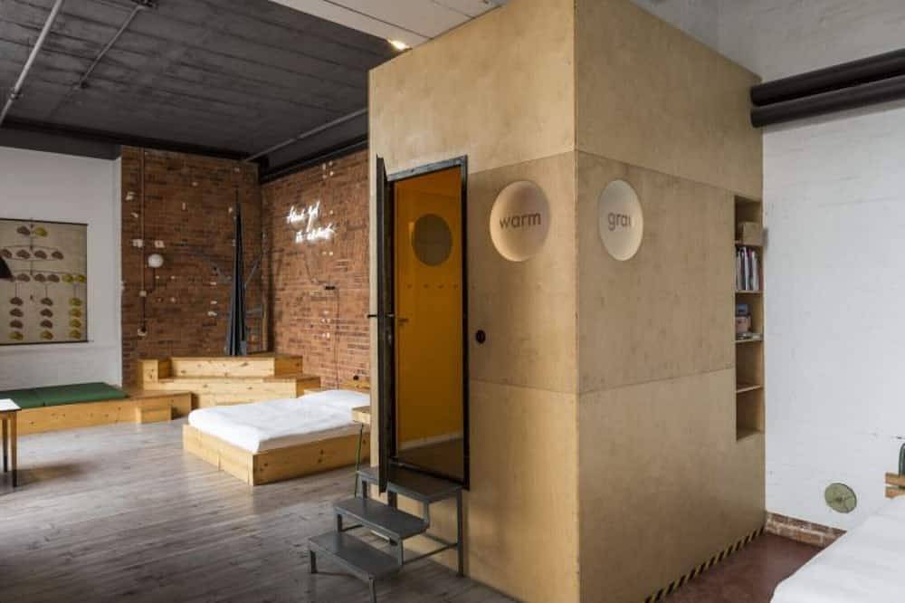 Ganze Wohnung, 64 m² großes Loft im Industriestil, mitten in der Leipziger Baumwollspinnerei in Alt-West, Leipzig