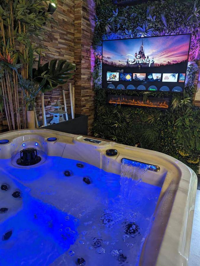 King Room with Spa Bath in Sorgues, Vaucluse