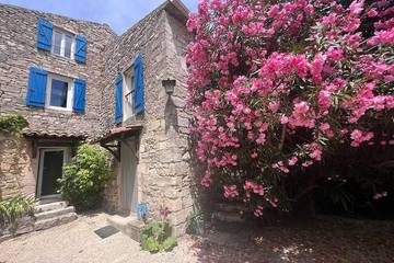 Gîte pour 4 personnes à Issirac