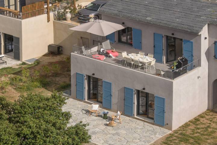 Location de vacances pour 6 personnes, avec terrasse à Brando - 2