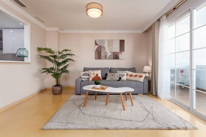 Apartamento entero, Apartamento elegante en ubicación privilegiada in Marbella West, Marbella