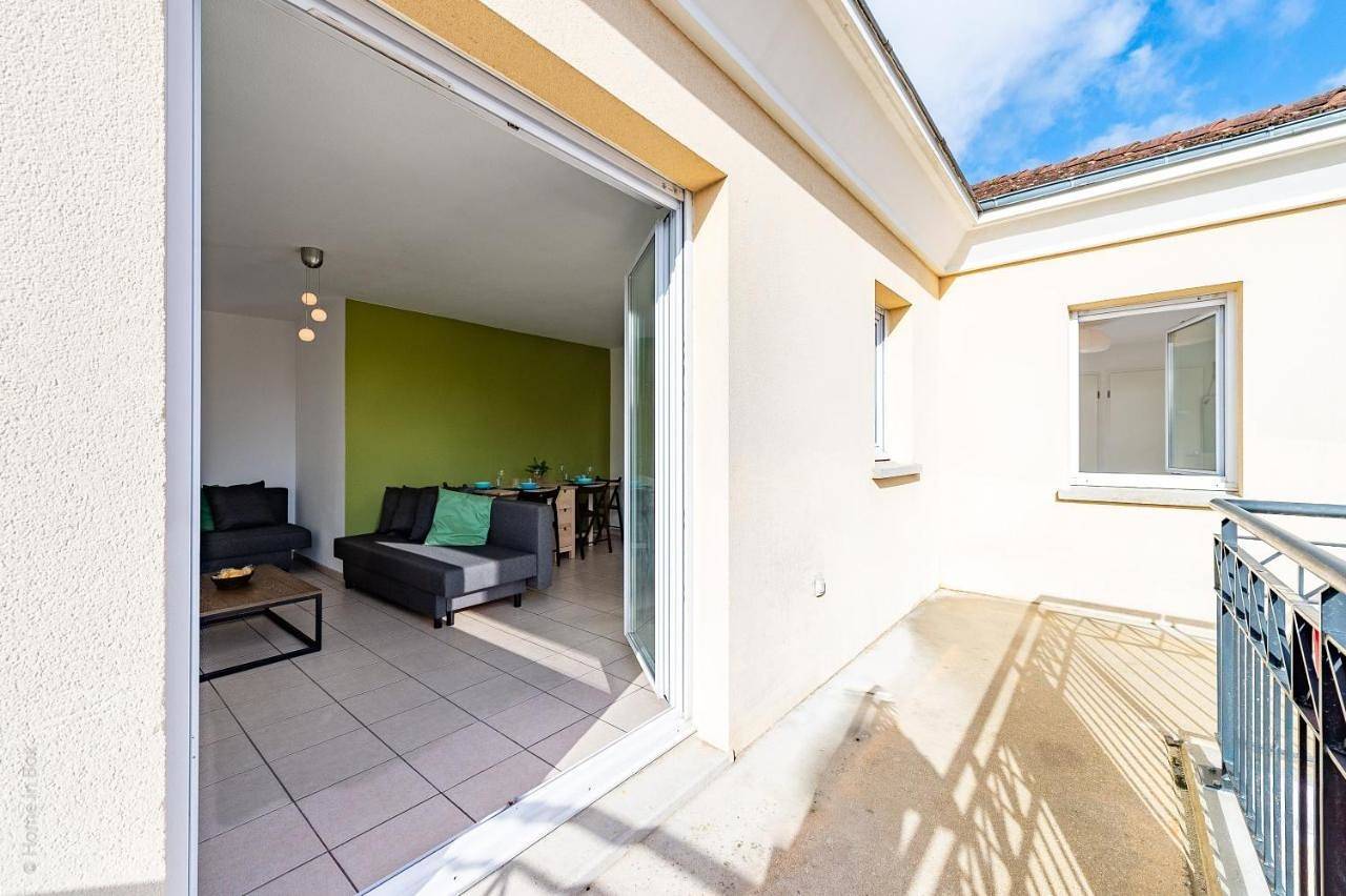 Appartement entier, Amazing 10 mns de Disney parking in Bussy-Saint-Georges, Seine-et-Marne