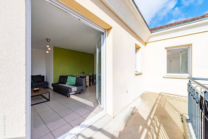 Appartement entier, One-Bedroom Apartment in Bussy-Saint-Georges, Seine-et-Marne