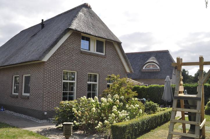 Vakantiehuis voor 12 personen, with tuin and terras as well as whirlpool and sauna, met huisdier in het Nationaal Park Dwingelderveld