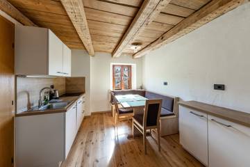 Appartamento Vacanze per 4 Persone in San Genesio Atesino, Trentino-Alto Adige, Foto 2