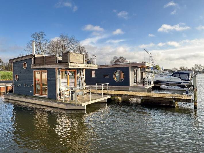 Boot für 4 Personen, mit Terrasse und Ausblick in Hamburg