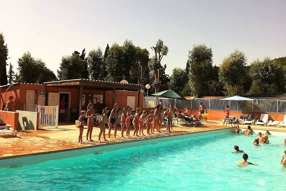 Mobil-Home 3 Rooms 4 People Air-conditioned + Tv in La Londe-les-Maures, Toulon region