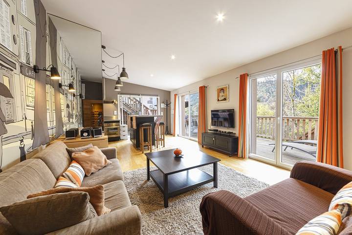 Gîte pour 6 personnes, avec jardin ainsi que terrasse et sauna