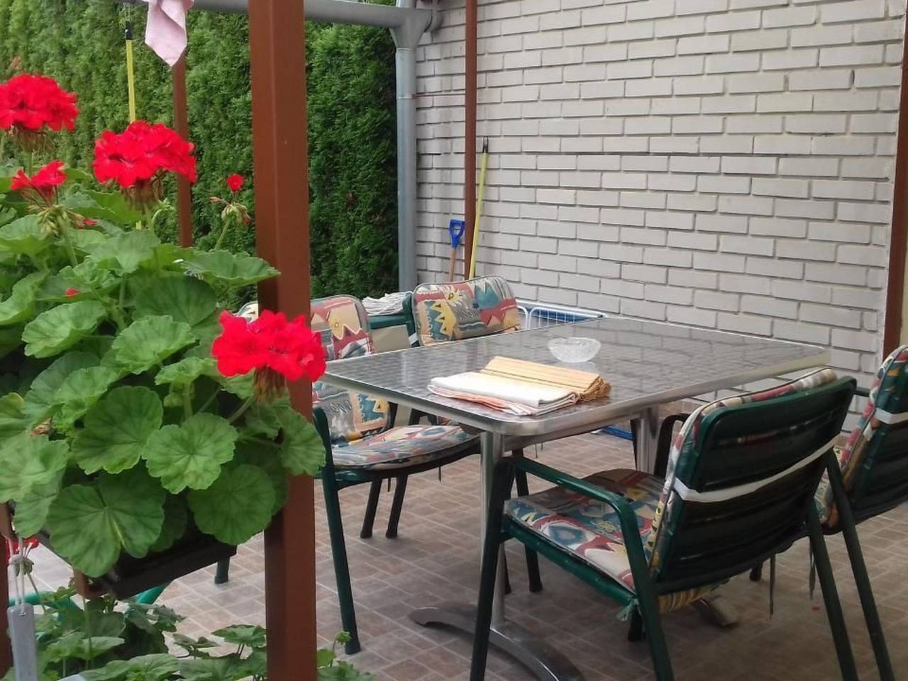 Klimatisiertes Ferienhaus in Bükfürdö mit Garten in Bük, Komitat Eisenburg