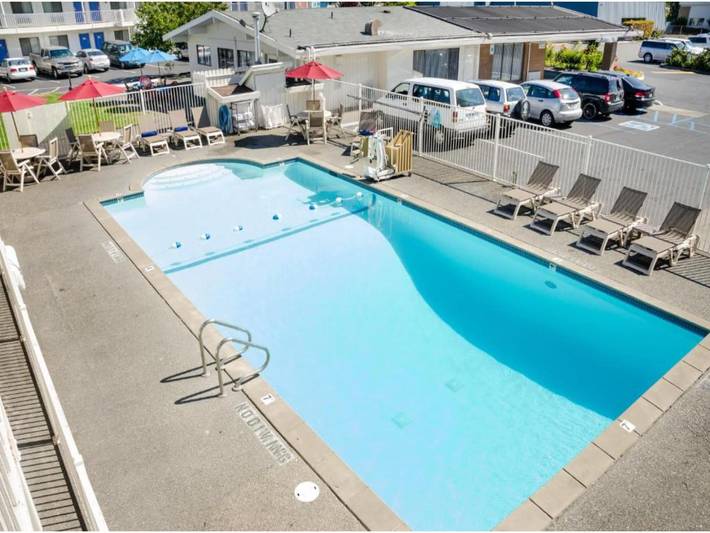 Apartamento entero, 1 cama tamaño queen | No fumadores in Pierce County