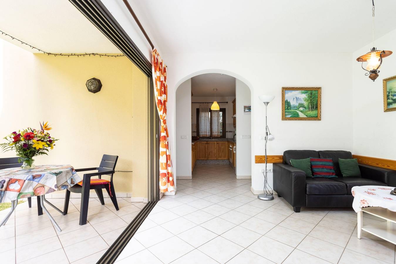Apartamento vacacional entero, Fewo Romantico, ruhige Lage, 2 Terrassen, 2 Gärten, Sonne pur den ganzen Tag, mit Pool und Parkplatz in Lomo Román, Santa Úrsula