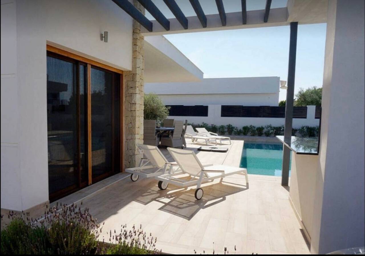 Villa 'Luxusvilla Laescuera' with Mountain View, Wi-Fi and Air Conditioning in San Fulgencio, Costa Blanca