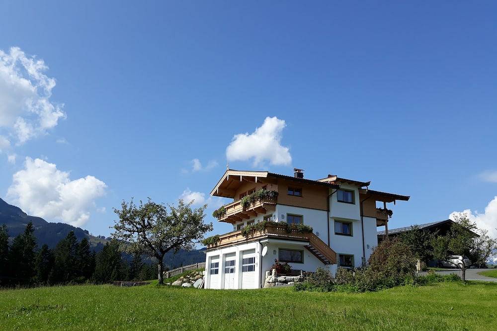 Ganze Wohnung, Apartments Alpenblick - Ferienwohnungen mit 360° Rundumblick in ruhiger Lage in Reith bei Kitzbühel, Kaisergebirge