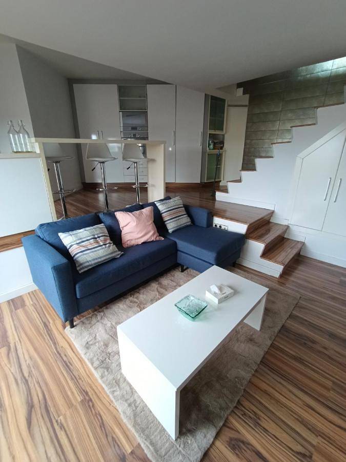 Apartamento para 6 personas, con jardín y vistas, Se admiten mascotas en La Malvarrosa