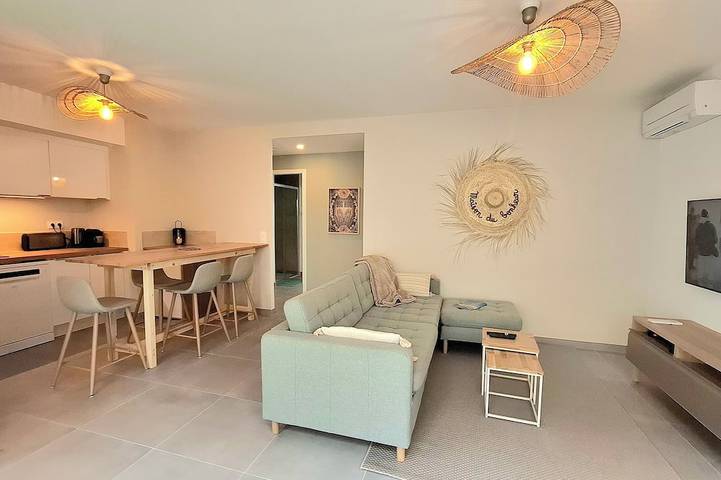 Gîte pour 4 personnes, avec jardin et terrasse dans Port de Saint-Jean