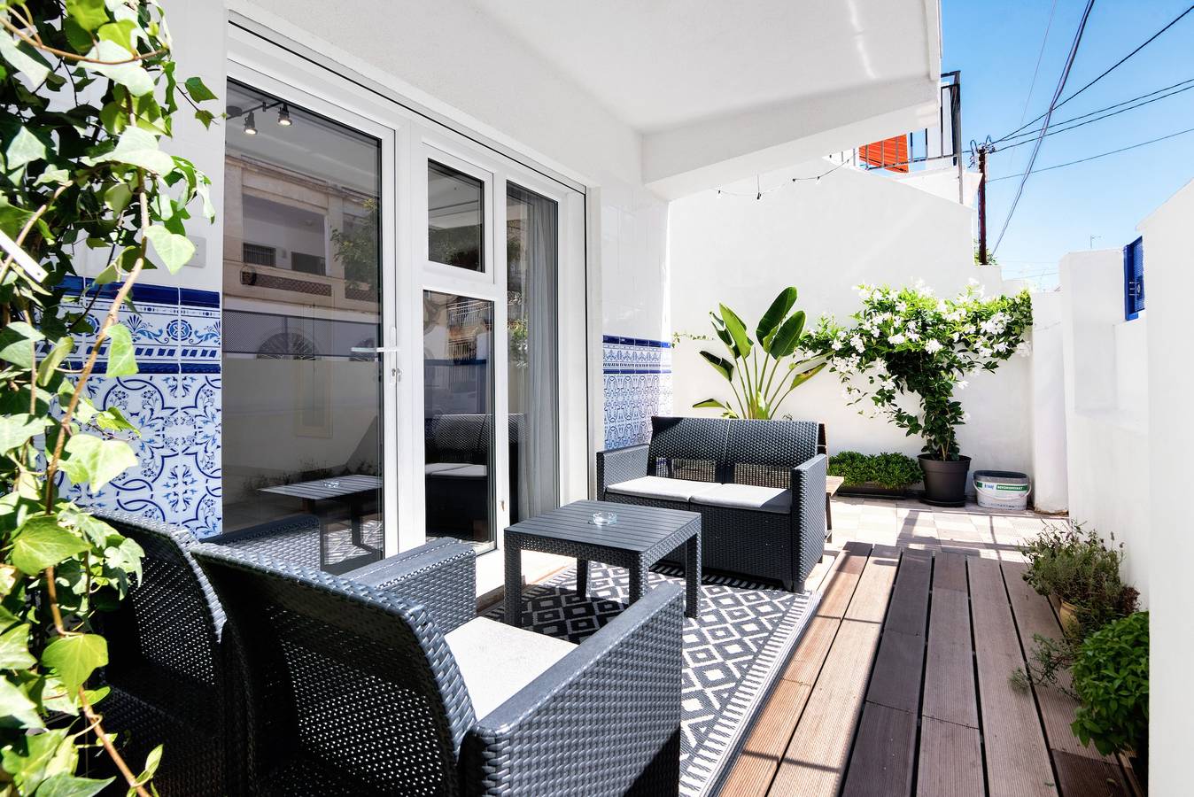 Apartamento entero, Apartamento vacacional "Soleole2" con terraza compartida y Wi-Fi in Playa de Gandía, Costa de Valencia