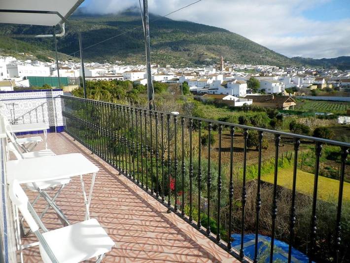 Casa rural para 3 personas, con terraza además de piscina y vistas, Se admiten mascotas en Algodonales - 2