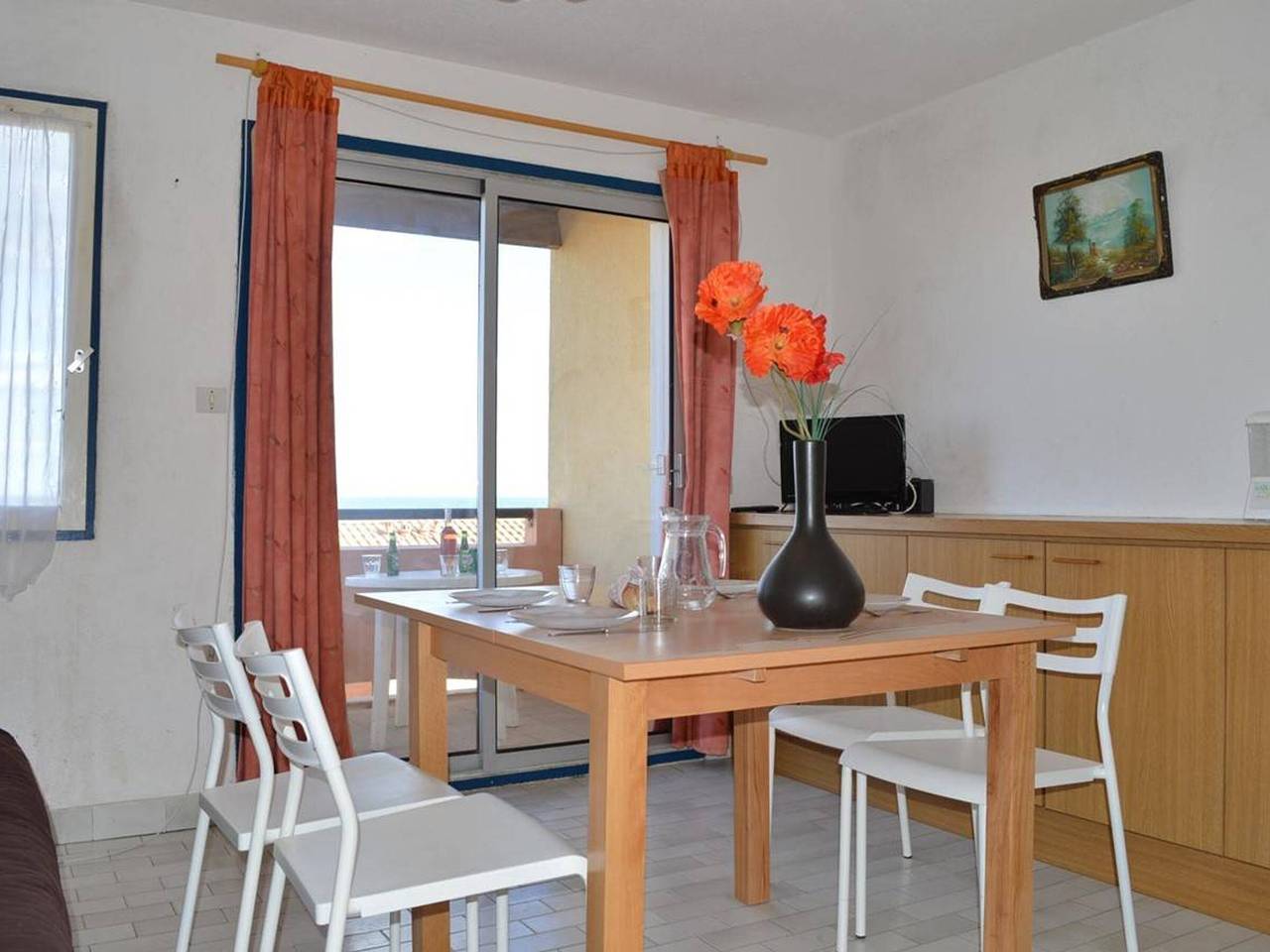 Appartement entier, Studio Cabine avec Piscine, 4 couchages, proche plage et commerces in Saint Pierre la Mer, Fleury