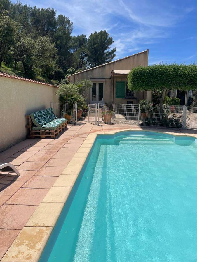 Gîte pour 2 personnes, avec vue ainsi que piscine et jardin à Beaumes-de-Venise - 3
