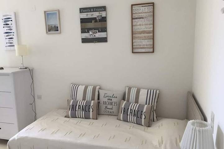 Gîte pour 6 personnes, avec terrasse dans Carystos - 3