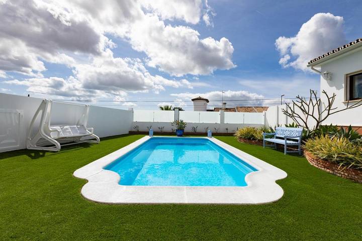 Chalet pour 6 personnes, avec piscine et jardin à Malaga