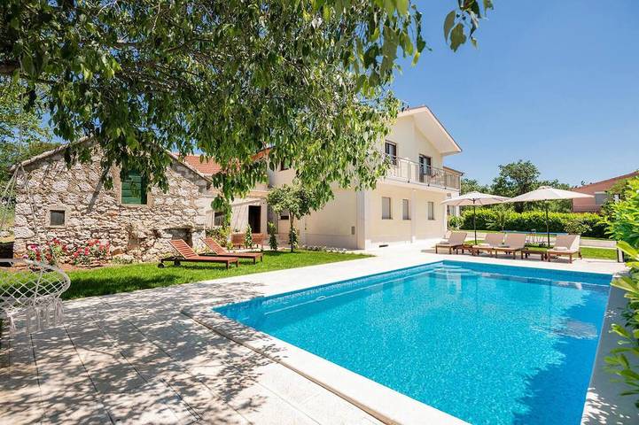 Ferienhaus für 8 Personen, mit Balkon - 1