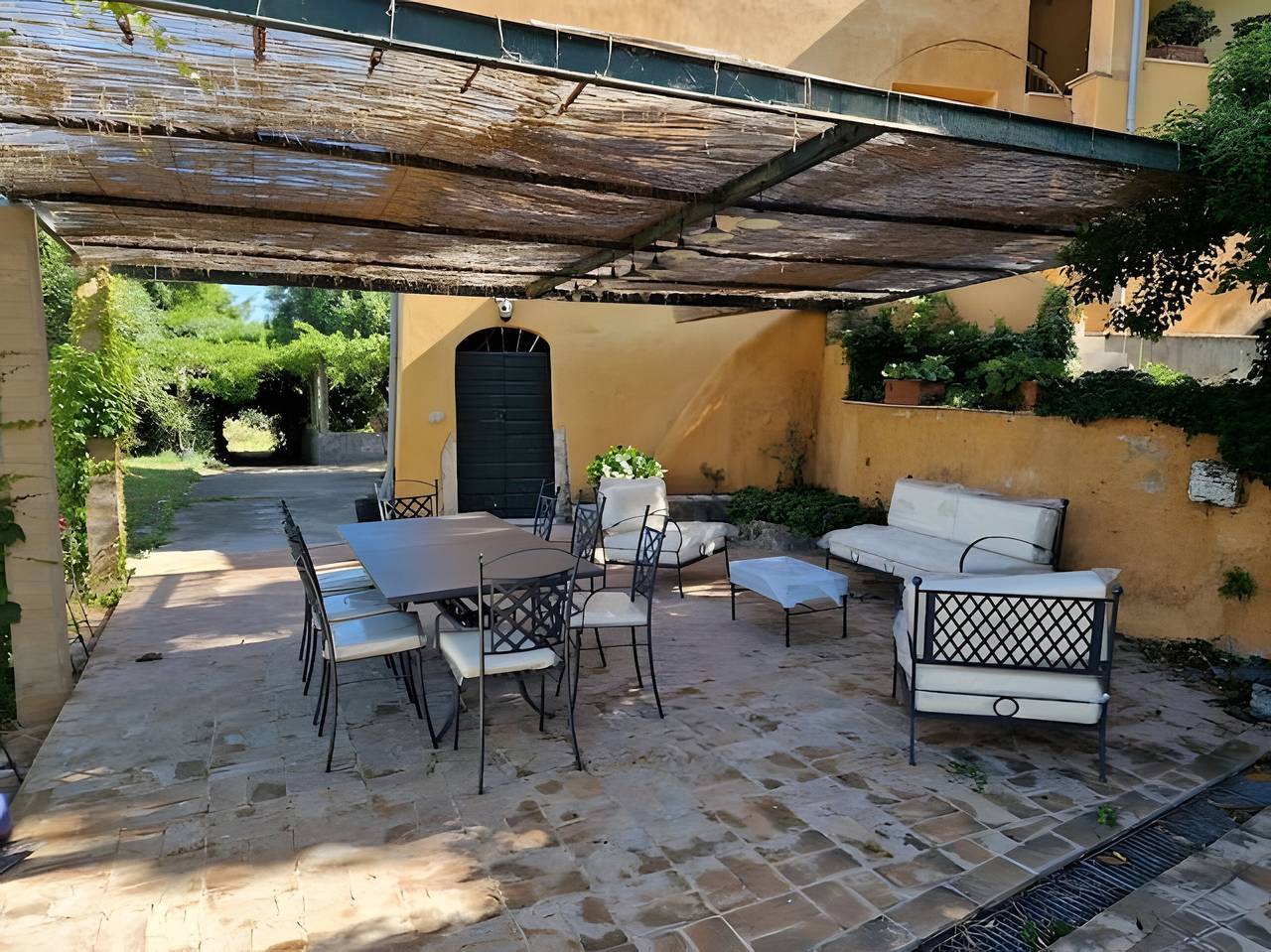 Villa 'Casale La Ferrata' con Piscina Privata, Wi-Fi e Aria Condizionata in Tivoli, Provincia di Roma