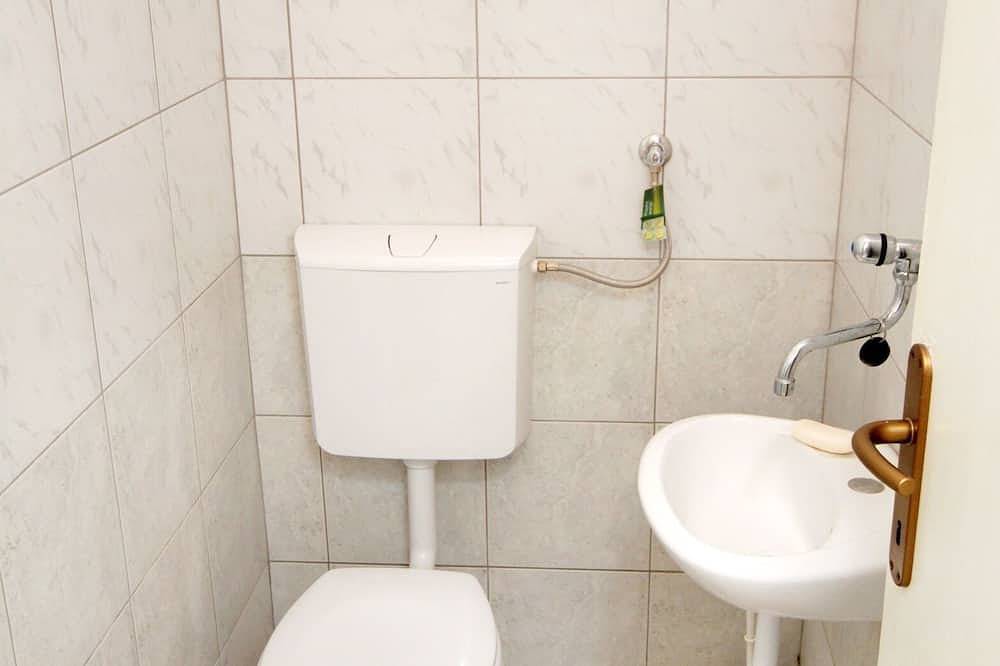 Appartement entier, Appartement de trois chambres prés de la plage Baie Prapatna, Hvar (A-5704-a) in Jelsa, Hvar