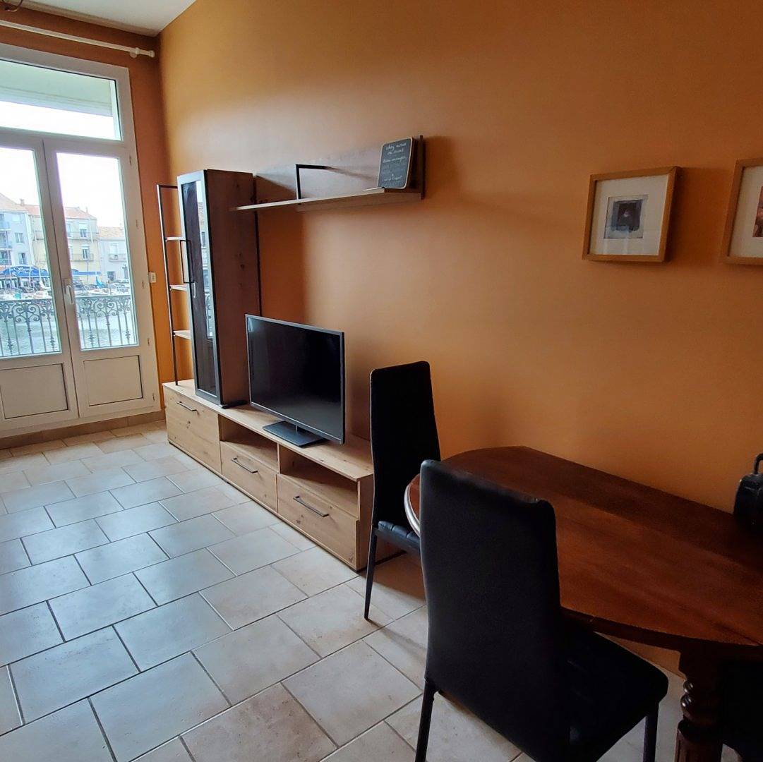 Appartement classé ****, "Le Vent dans les Voiles" in Mèze, Côte d'Améthyste