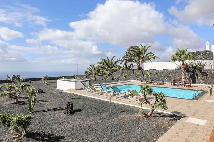 Casa rural para 8 personas, con jardín y balcón, Se admiten mascotas en Mácher - 4