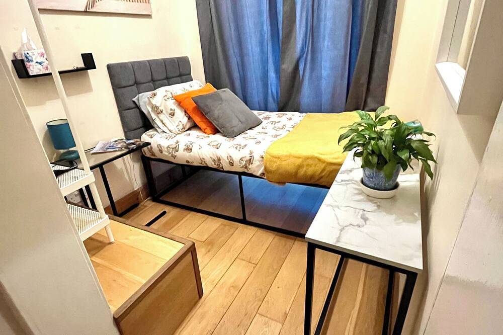 Cozy bedroom in Edinburgh city in Edinburgh, Edinburgh und Lothian